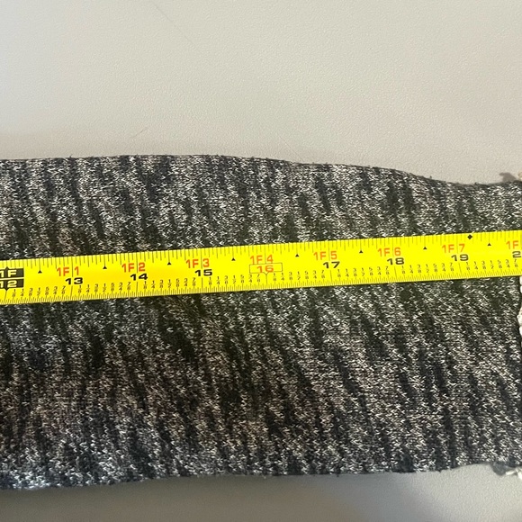 Free People Denim Jacket Hooded Black and Cream Knit Jacket Size Medium - Picture 13 of 16